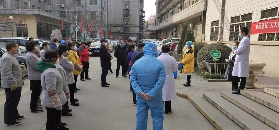 我院组织医护人员前往集团公司开展防疫培训