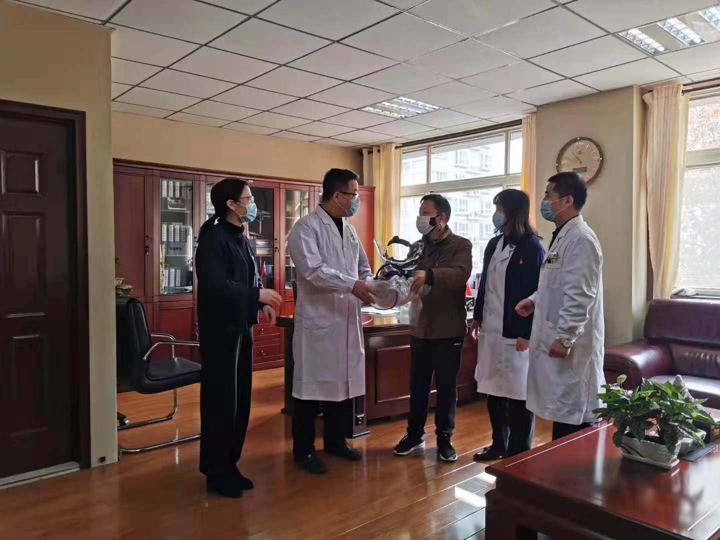 爱心企业向我院捐赠防护用品