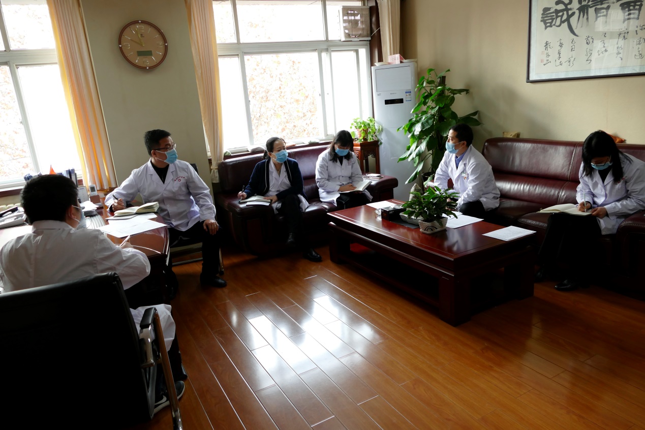 十二次防控会2.jpg