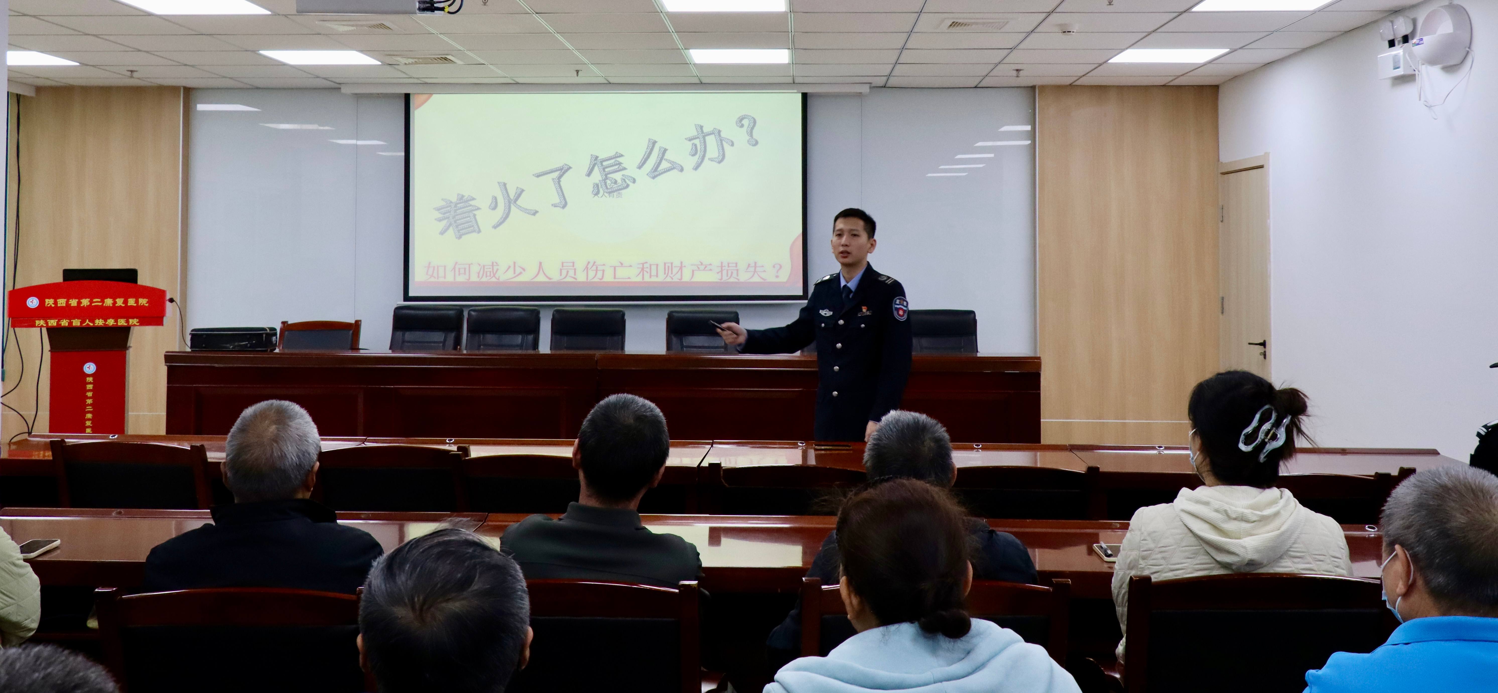 141763110378111300.jpg 2.jpg